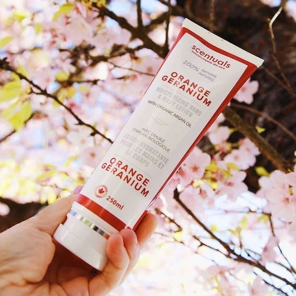 Scentuals - Moisturizing Hand & Body Lotion Orange Geranium - Picture 2 of 3